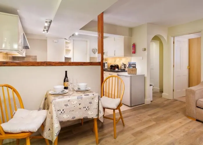 Thomas Fold Flat Country house